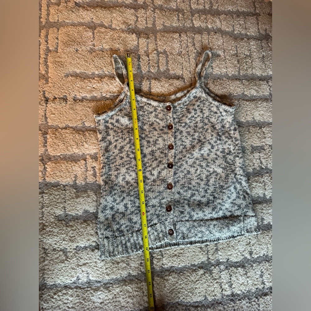 Madewell Gray Button-Up Knit Tank Top - Picture 4 of 8
